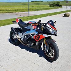 Aprilia Tuono V4 1100