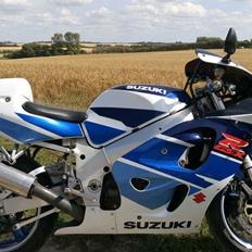 Suzuki GSXR 750