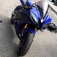 Yamaha R6 