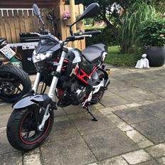 Benelli TNT 125