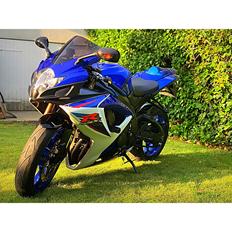Suzuki GSXR-600 K7