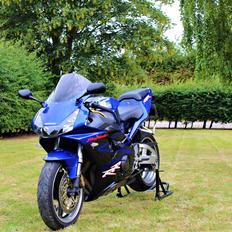 Honda CBR954RR Fireblade