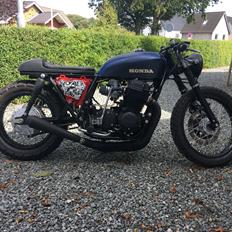 Honda cb 750 k7