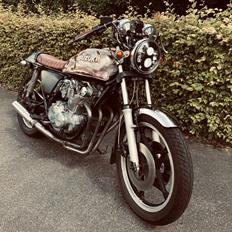 Suzuki GS 550