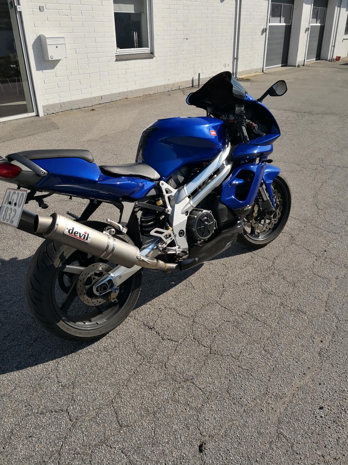 Aprilia SL 1000 Falco billede 3