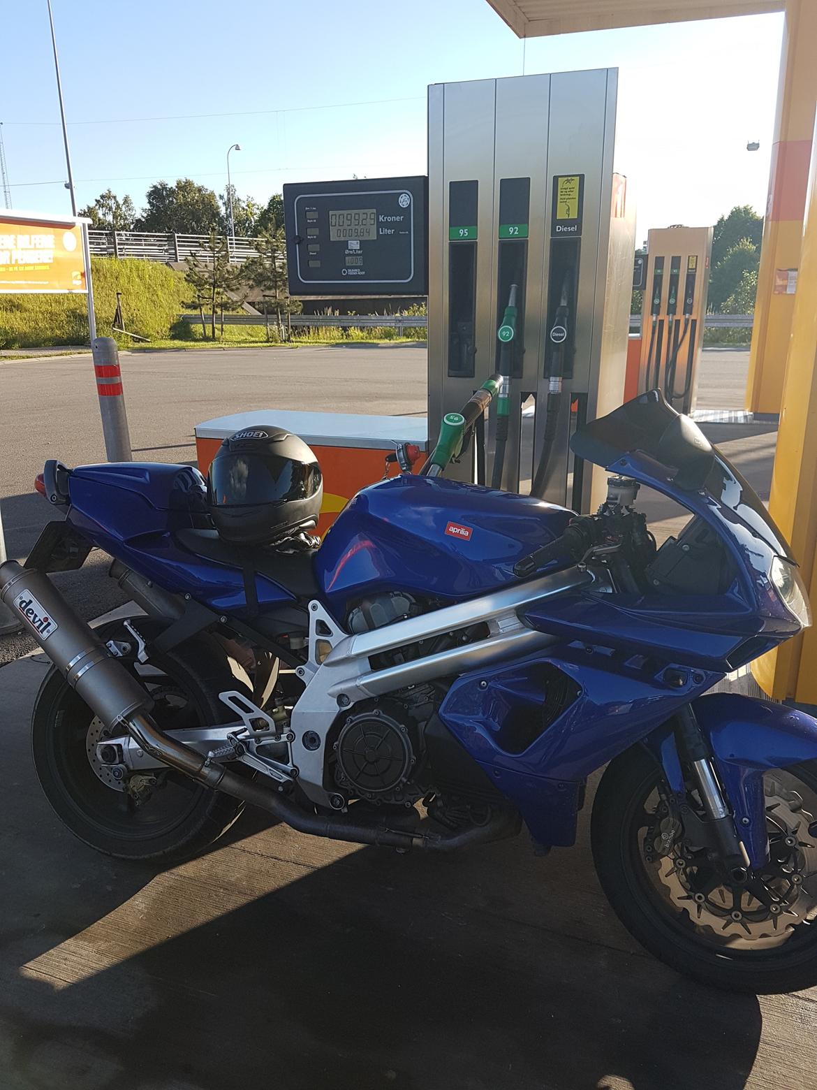 Aprilia SL 1000 Falco billede 4