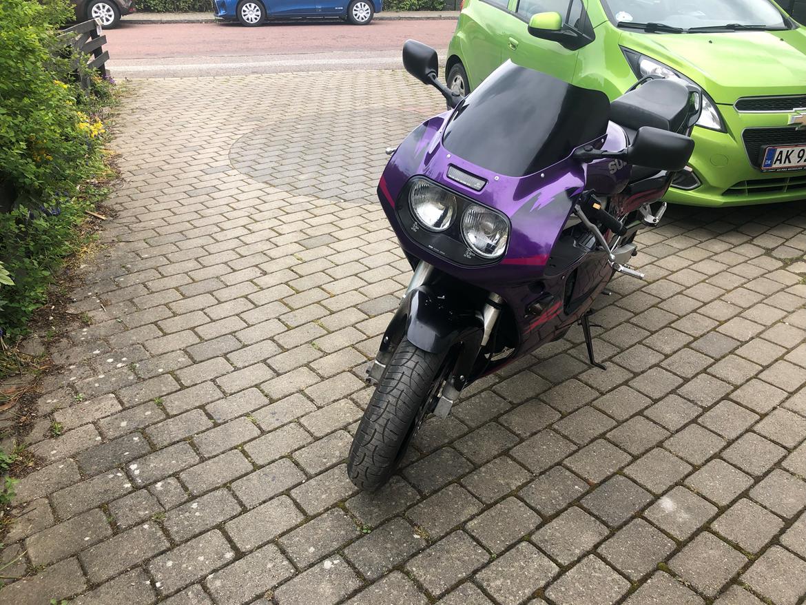 Suzuki (SOLGT)Gsx750rw billede 3