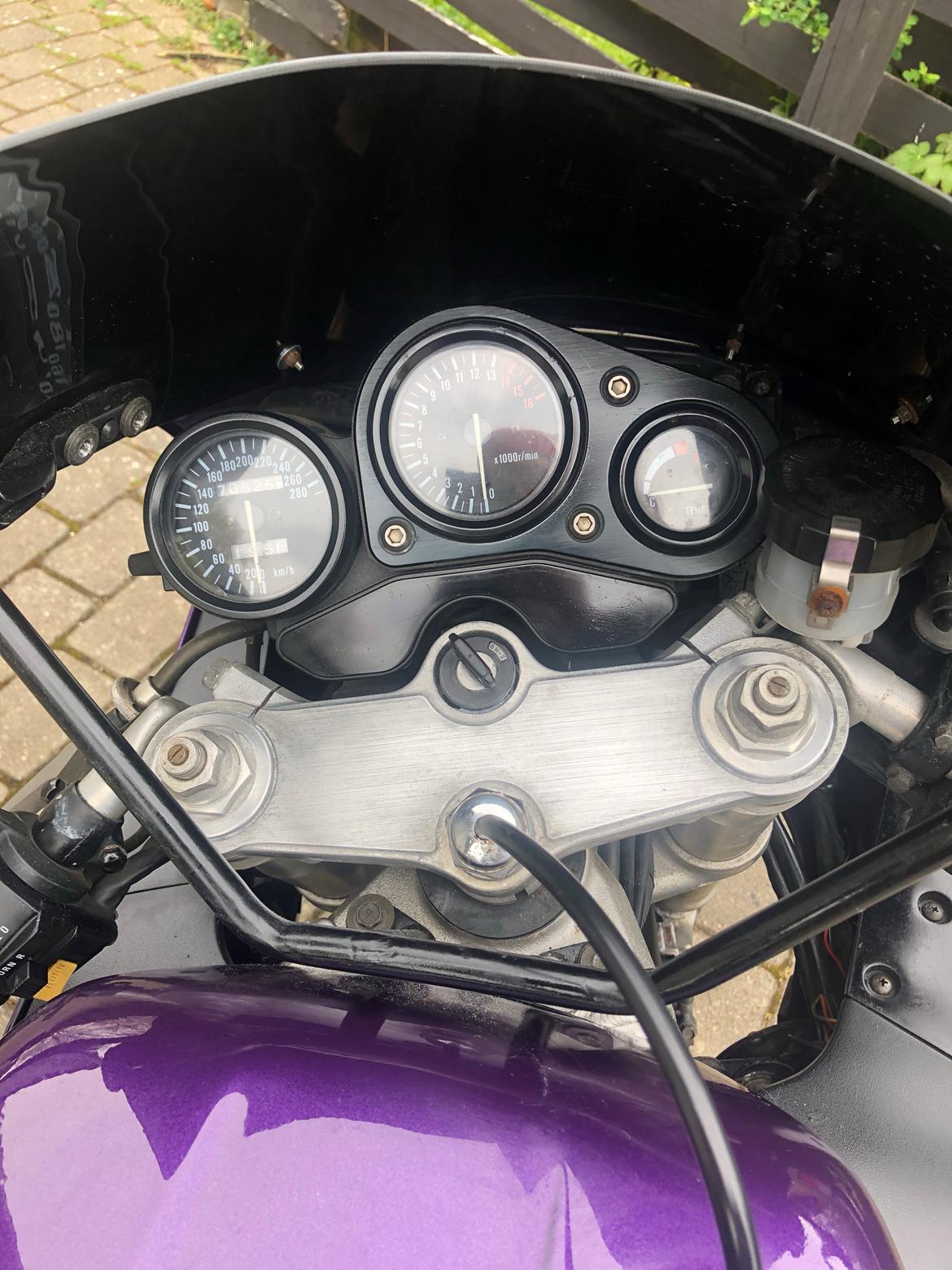 Suzuki (SOLGT)Gsx750rw billede 8