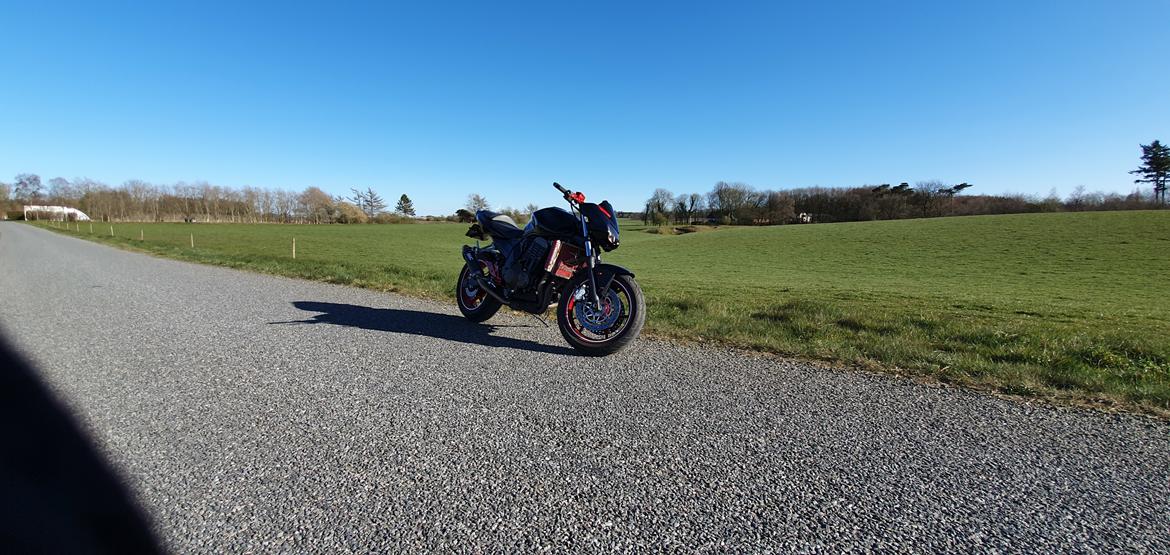 Kawasaki Z750 billede 2