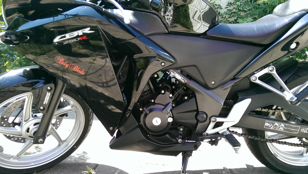 Honda CBR250RA billede 3