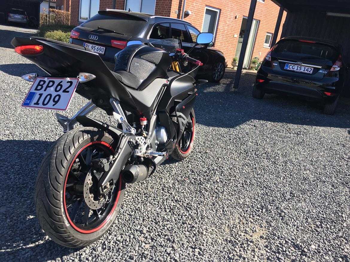 Yamaha YZF-R125 billede 7