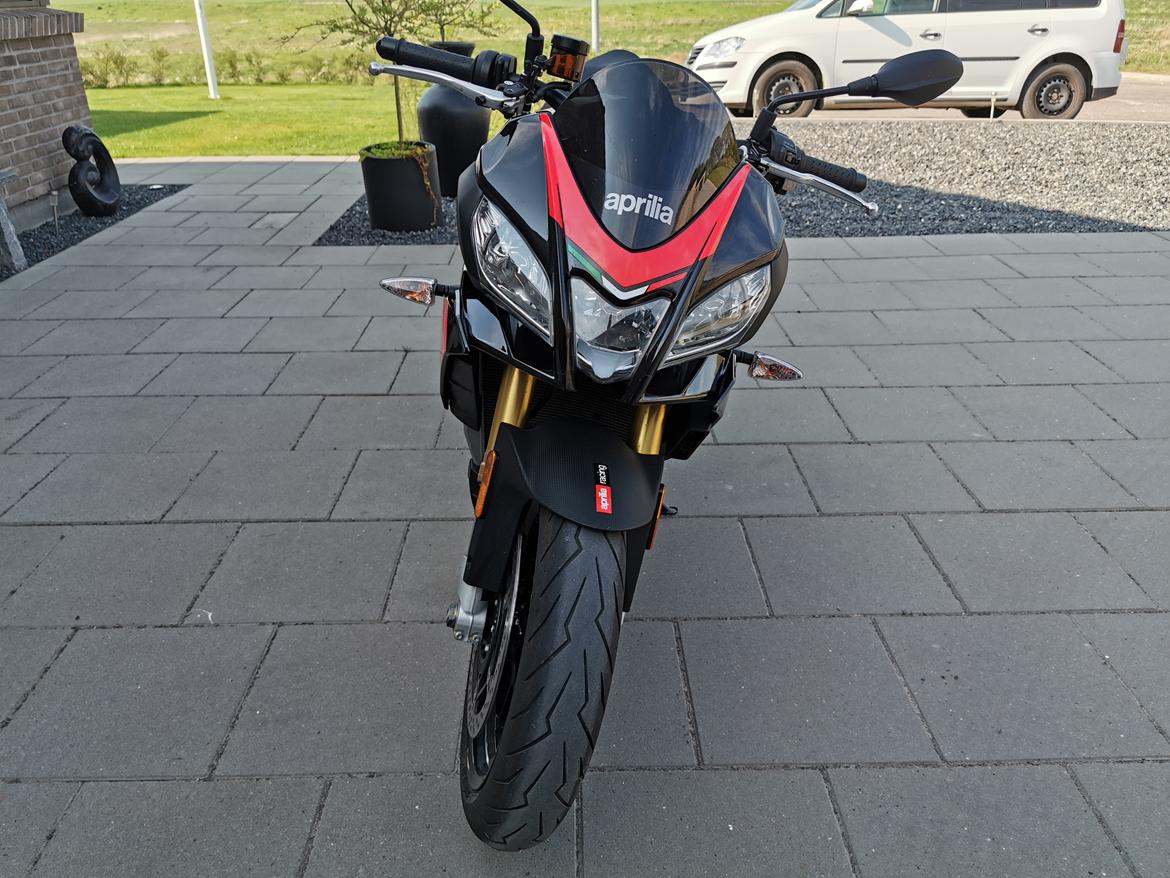 Aprilia Tuono V 1100 RR (SOLGT) billede 9