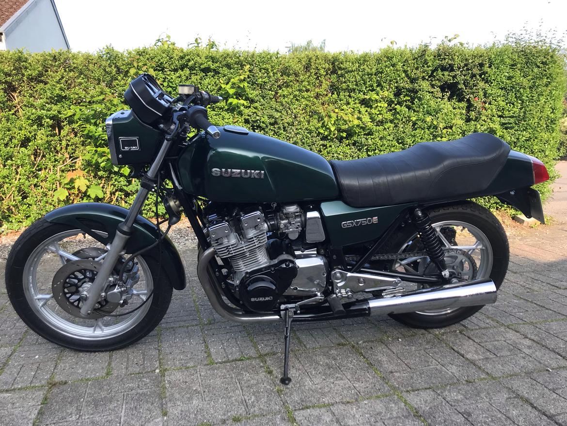 Suzuki GSX750 E billede 1