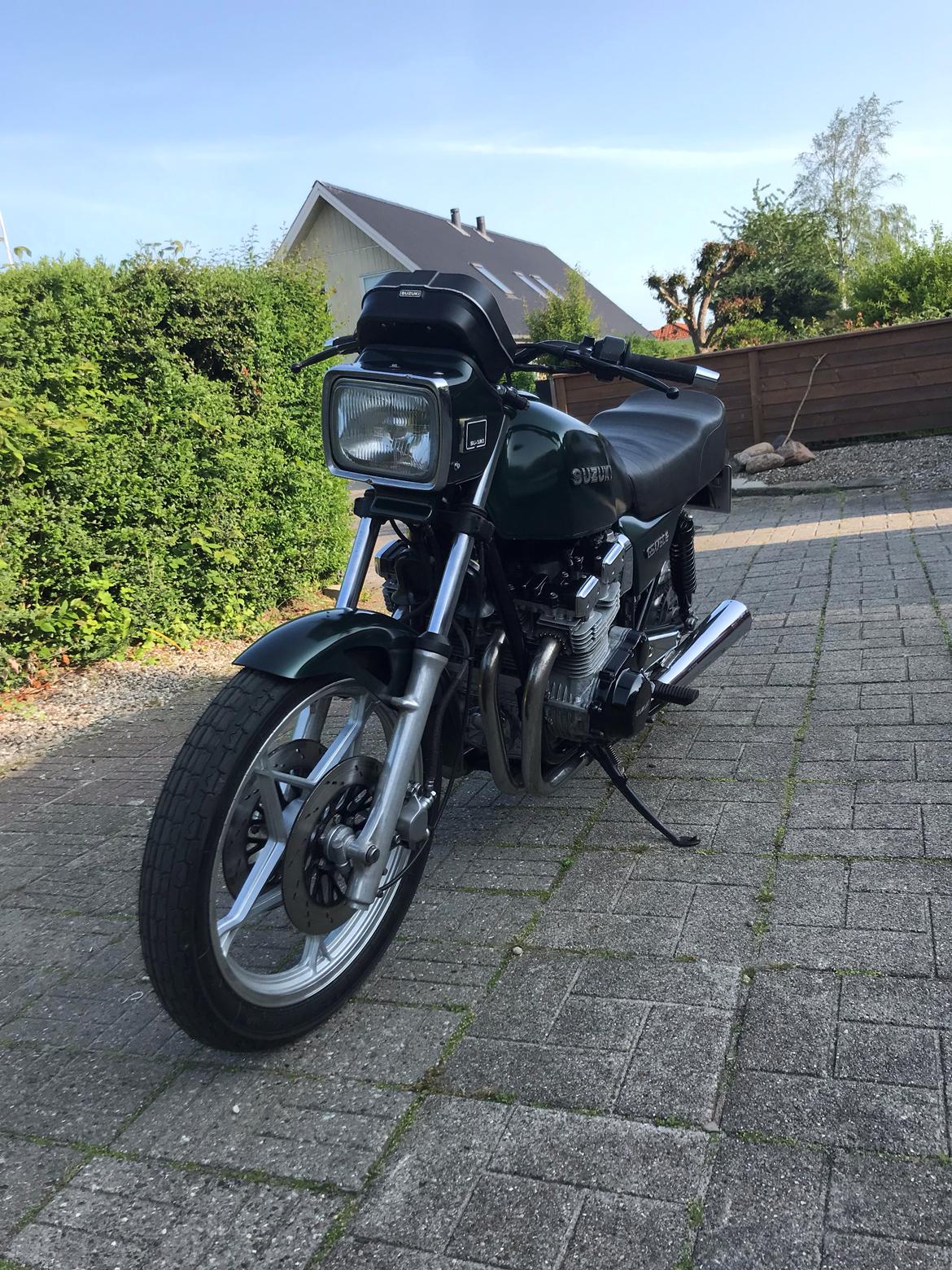 Suzuki GSX750 E billede 3