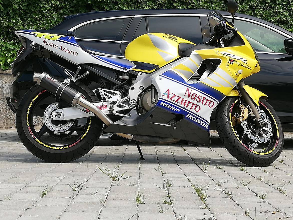 Honda CBR 600 F4i sport billede 2