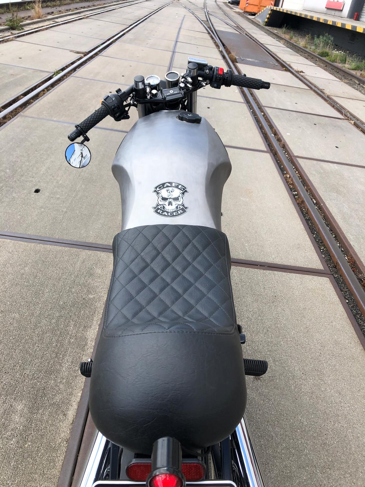 Yamaha XS400 12E DOHC Café Racer SOLGT JUNI 2019 billede 11