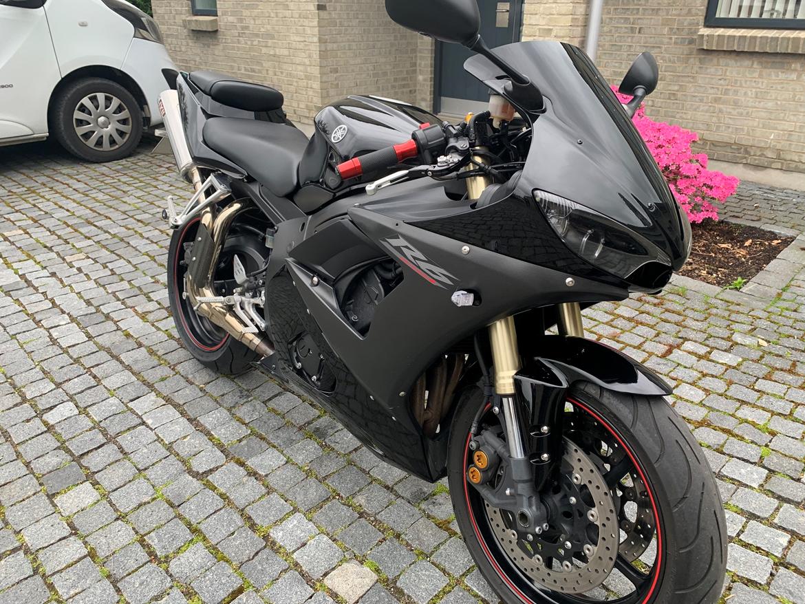 Yamaha YZF R6 billede 1