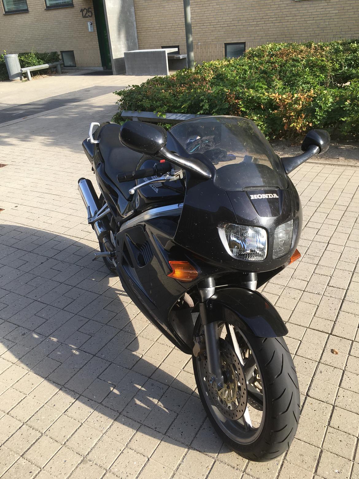 Honda VFR 750 RC36-2 billede 11