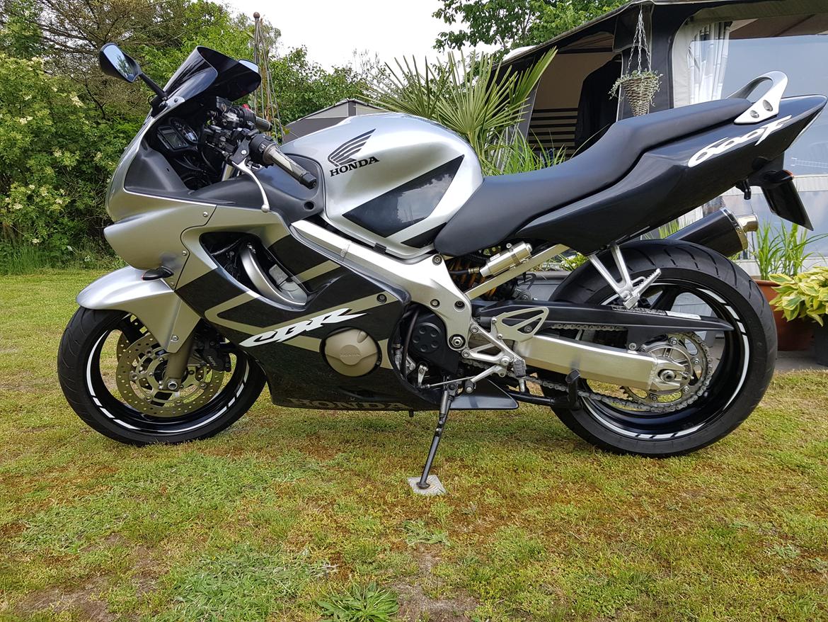 Honda CBR 600 F billede 2