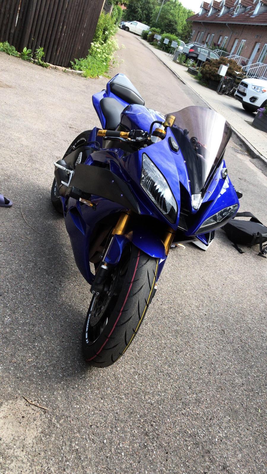 Yamaha R6  billede 1