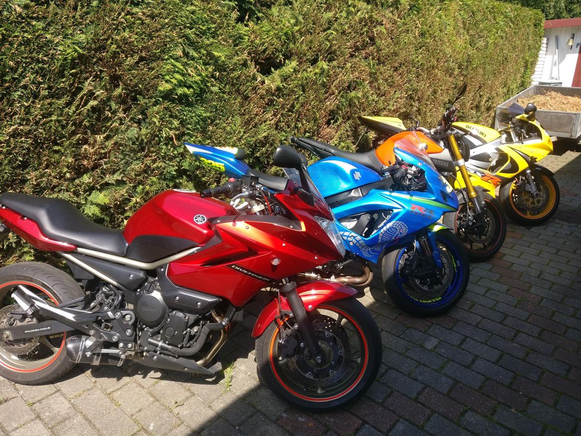 Suzuki GSX-R 750 K7 Banecykel billede 7