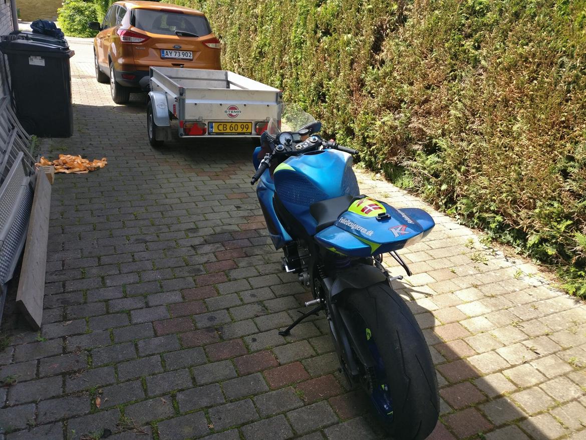 Suzuki GSX-R 750 K7 Banecykel billede 5