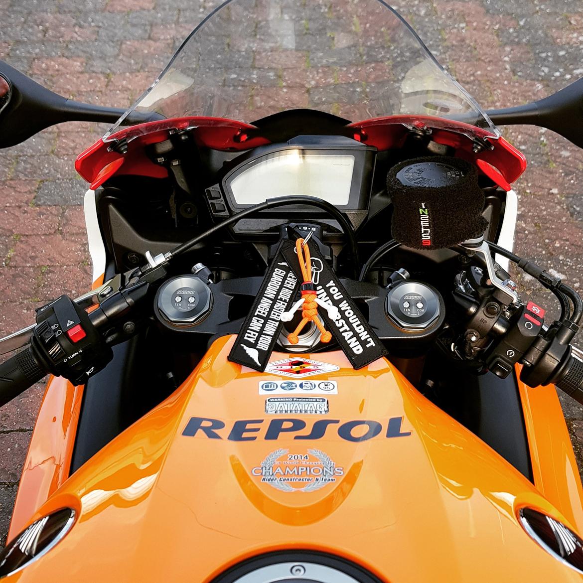 Honda Cbr 1000 RR (Solgt) billede 15