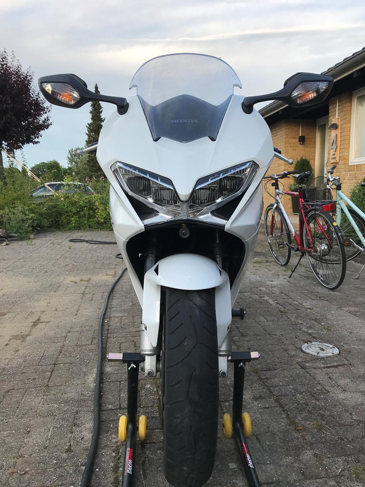 Honda vfr 800 rc79