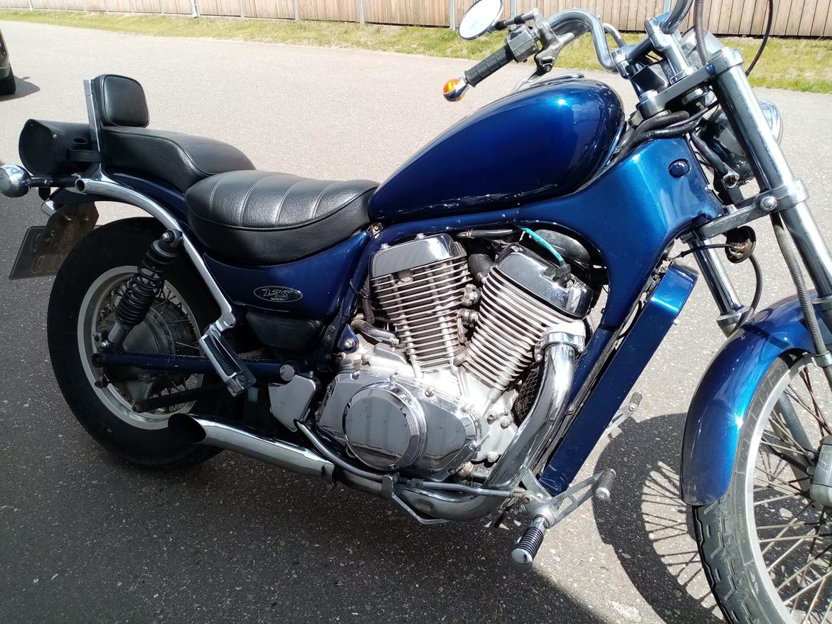 Suzuki Intruder vs 800  billede 1