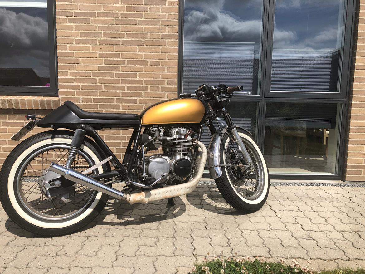 Honda CB550 billede 2