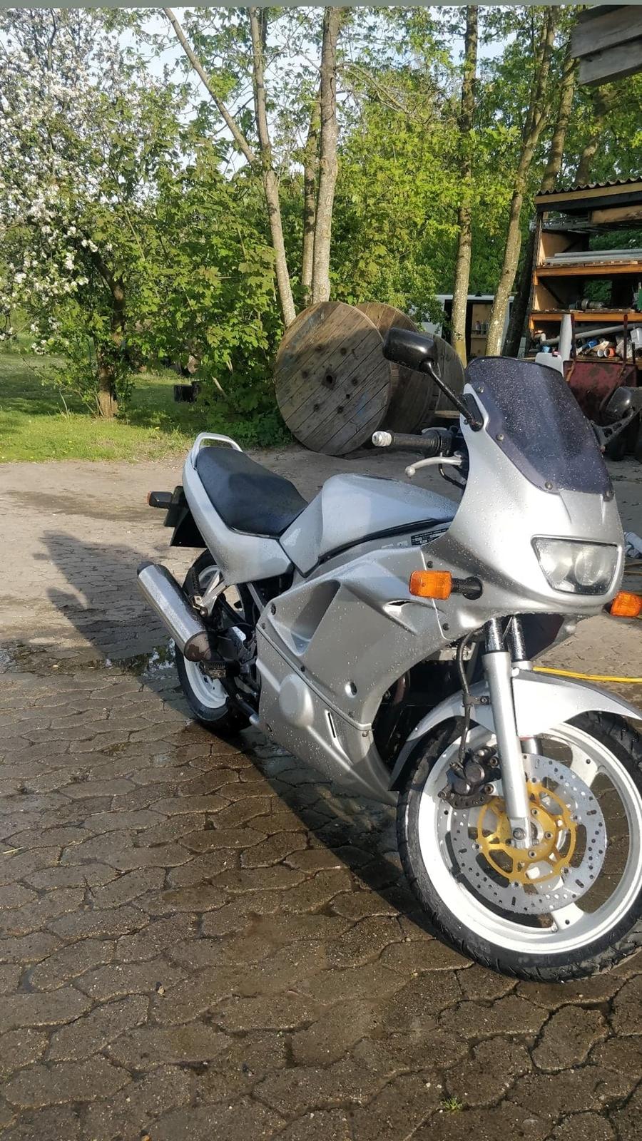 Suzuki GS 500 E billede 1