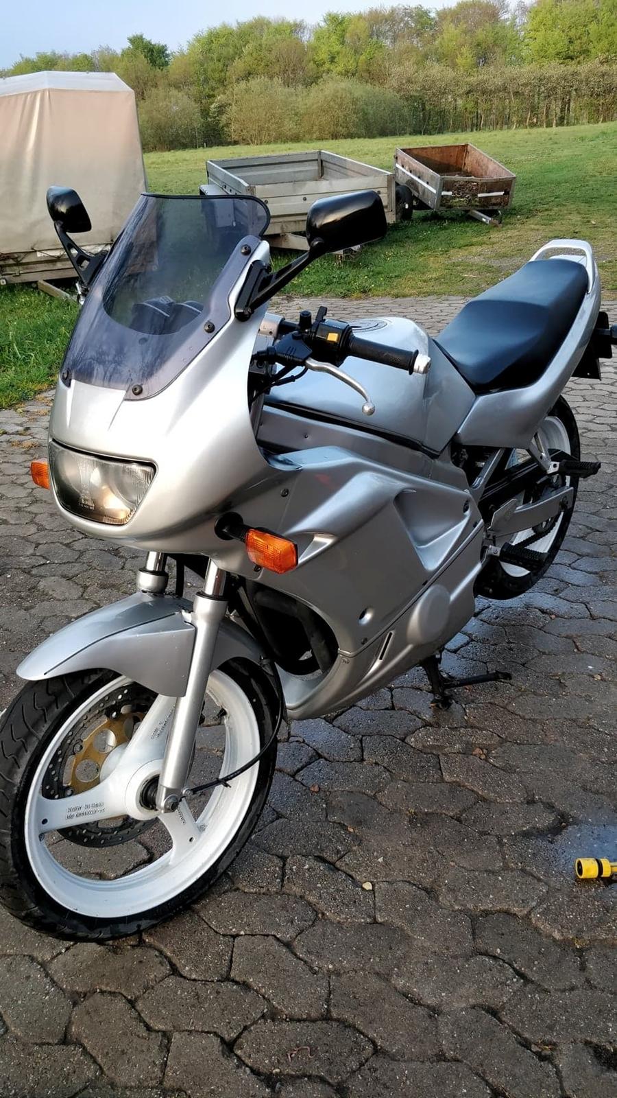 Suzuki GS 500 E billede 3
