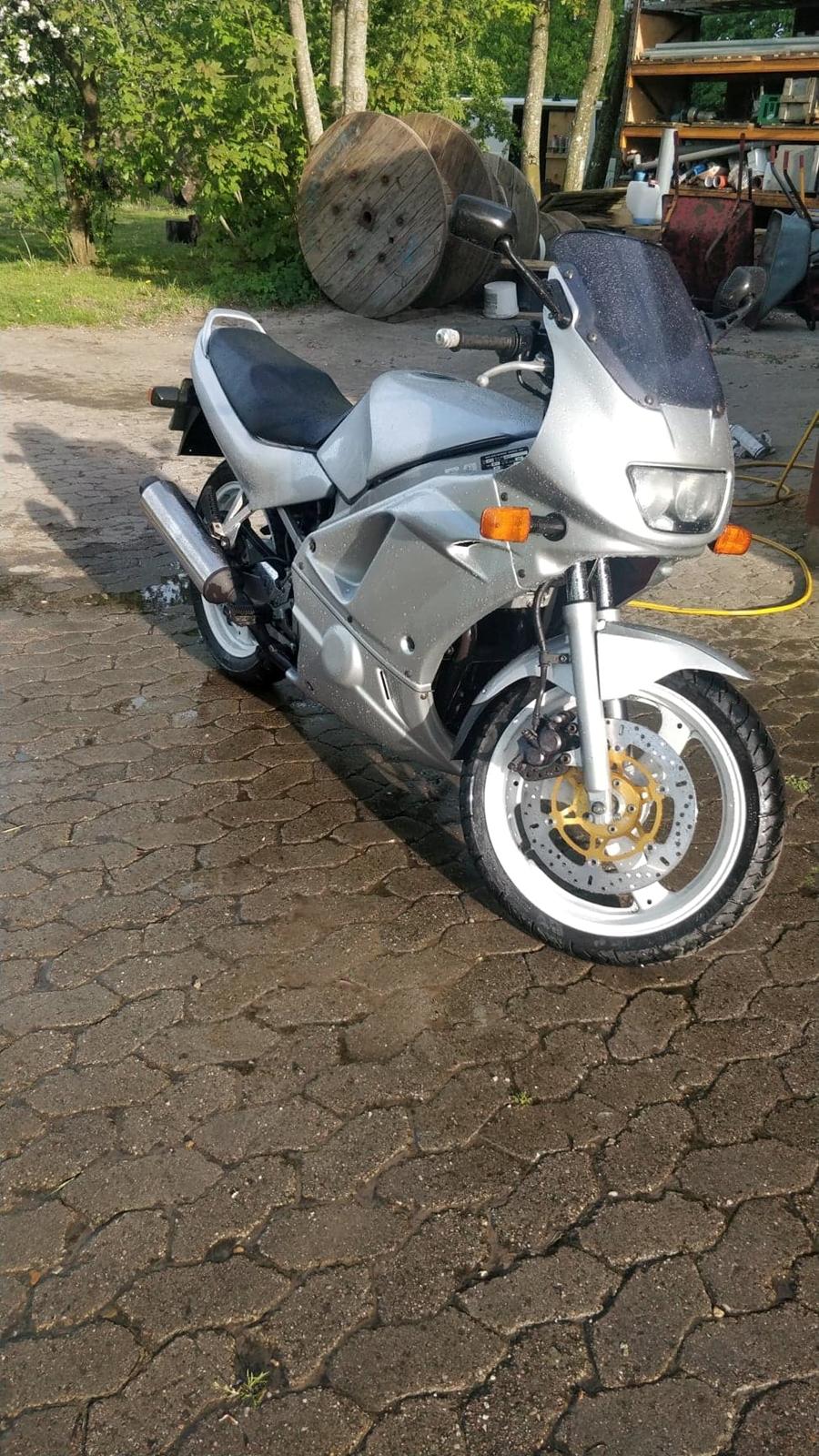 Suzuki GS 500 E billede 5