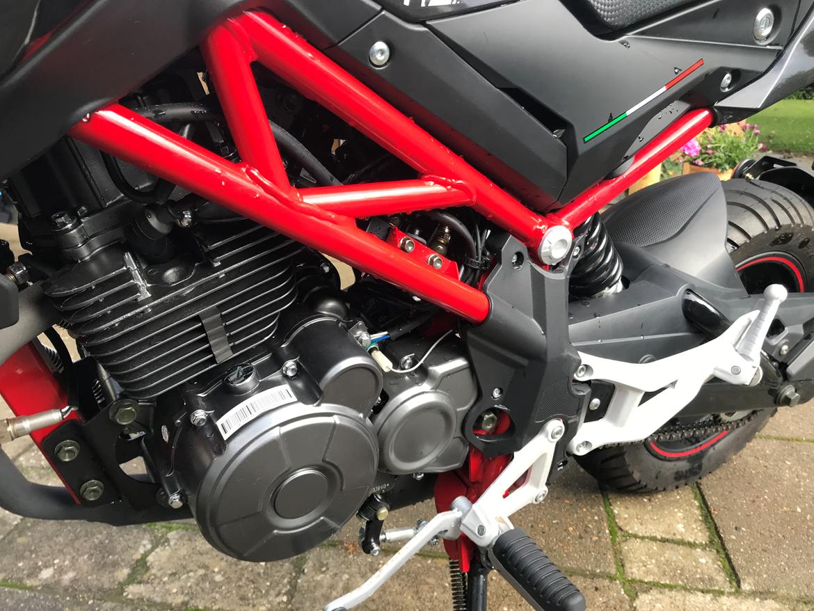 Benelli TNT 125 billede 10