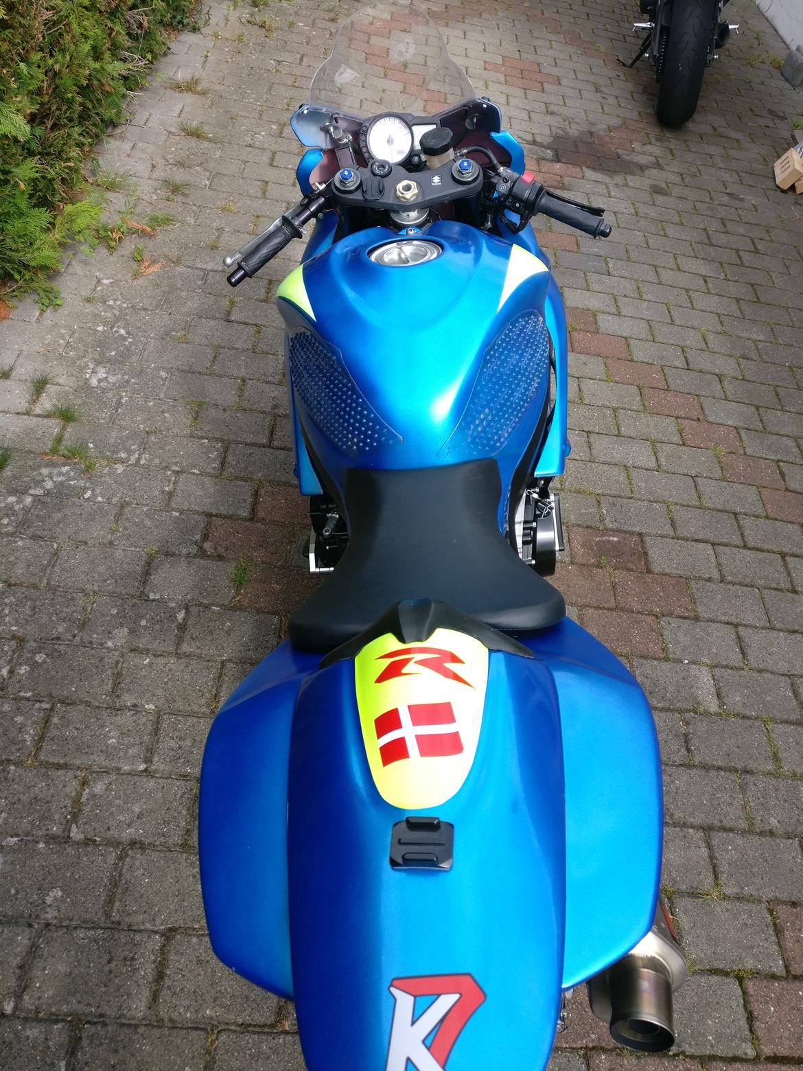 Suzuki GSX-R 750 K7 Banecykel billede 8