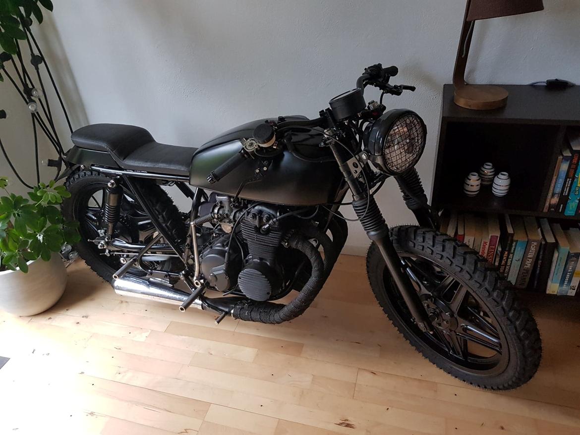 Honda cb400f  billede 1