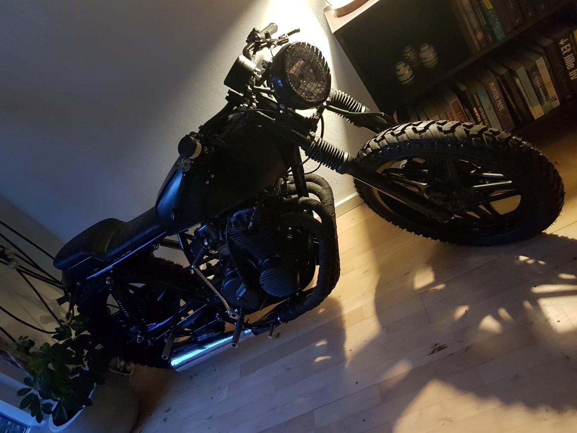 Honda cb400f  billede 2