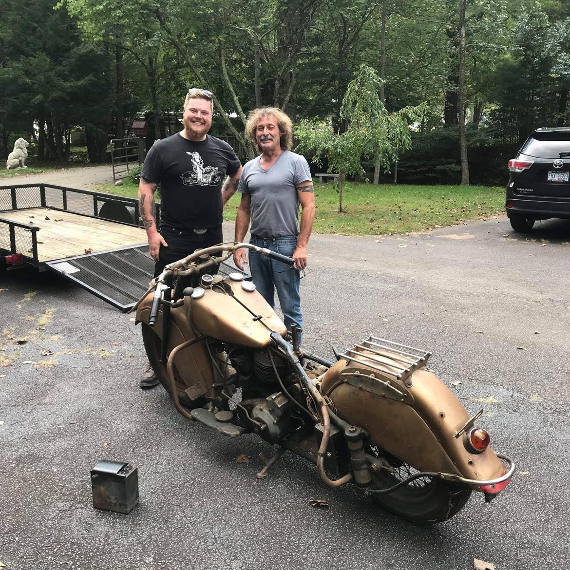Indian Chief - mig og Tom som jeg købte cyklen af, i North Carolina billede 18