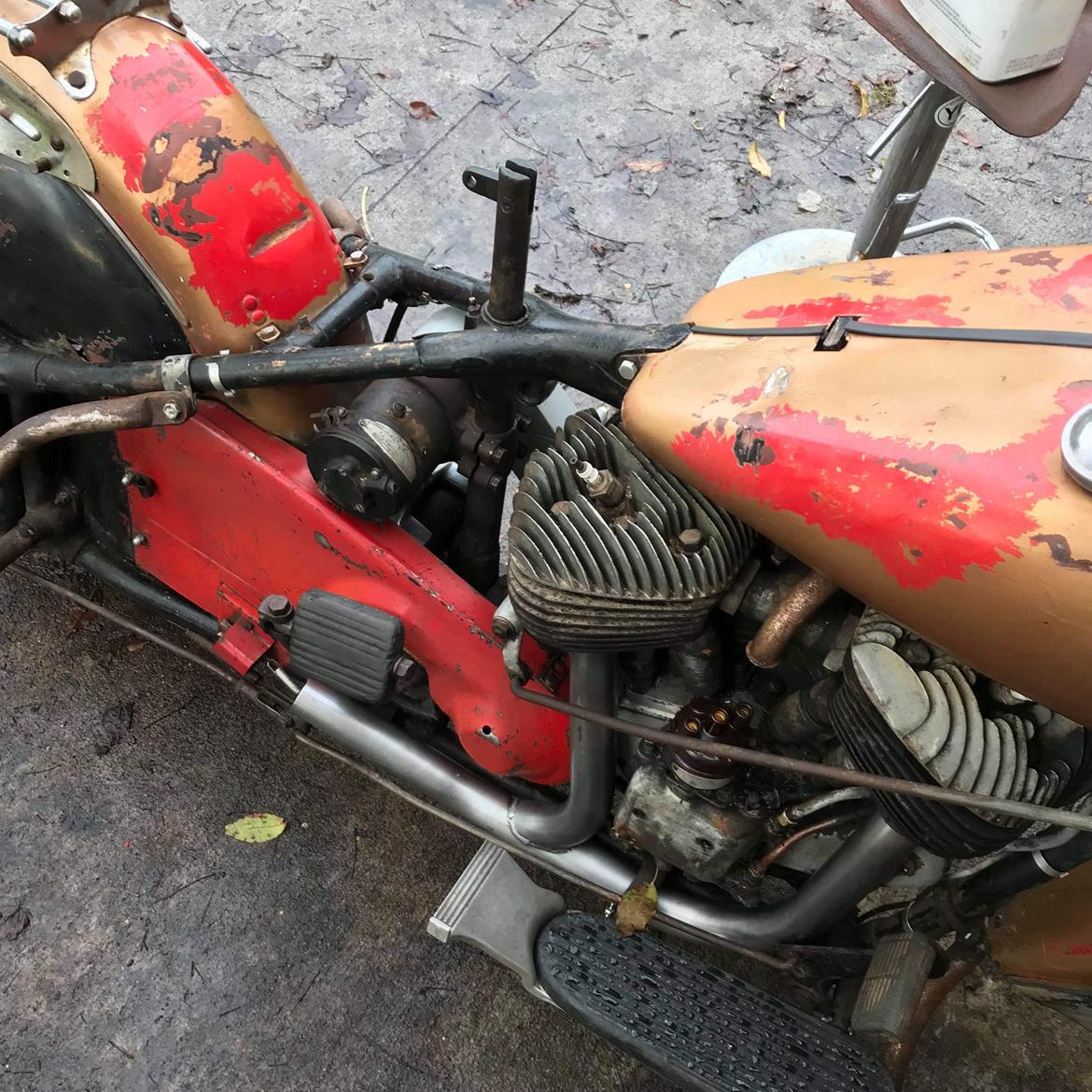 Indian Chief - den røde og sorte bemaling begynder så småt at titte frem under guldet billede 19