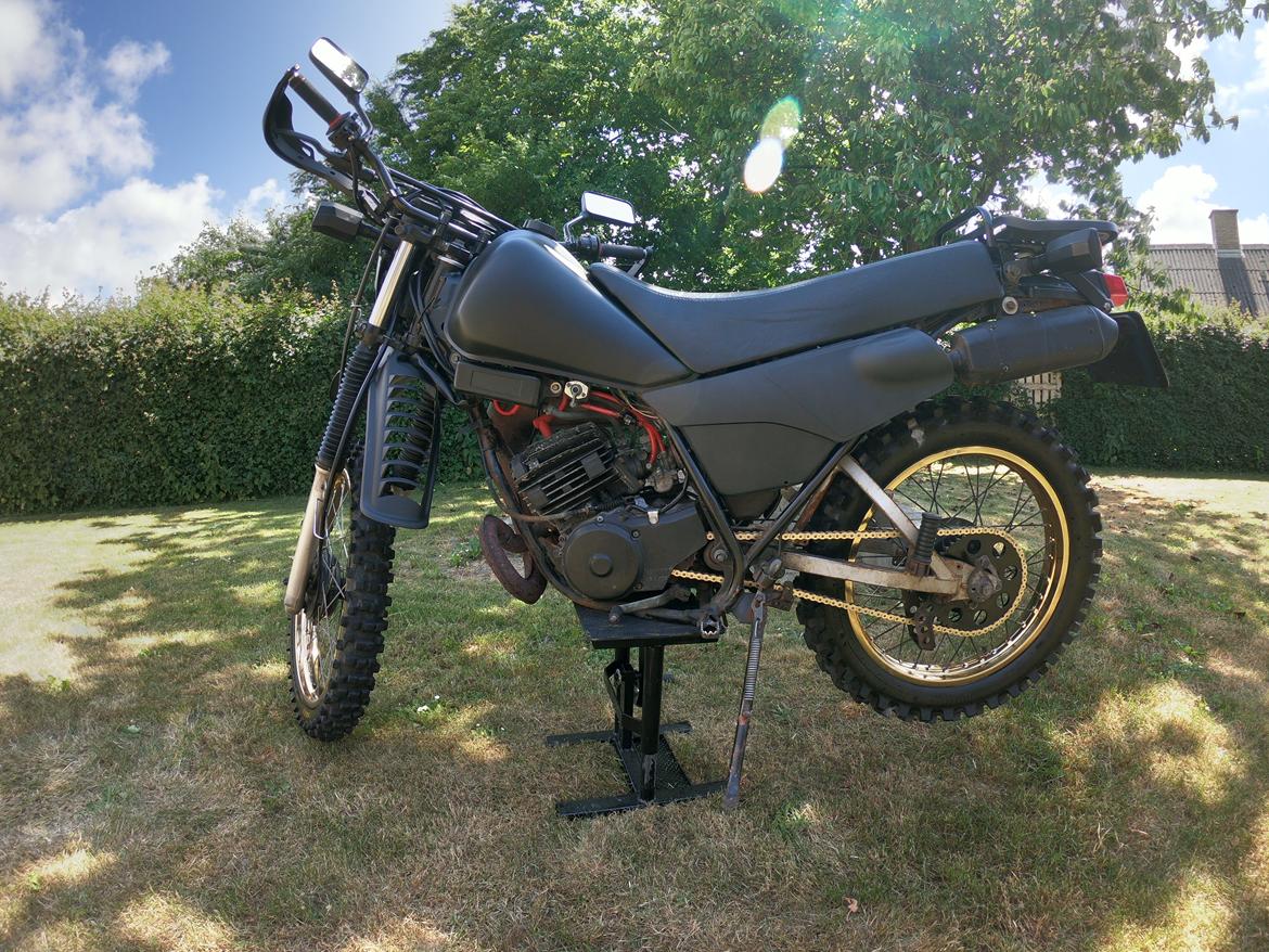 Yamaha DT 175 billede 16