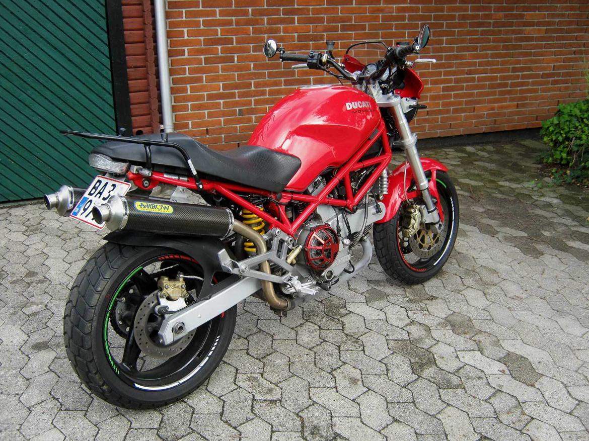 Ducati Monster 1000"S" billede 1