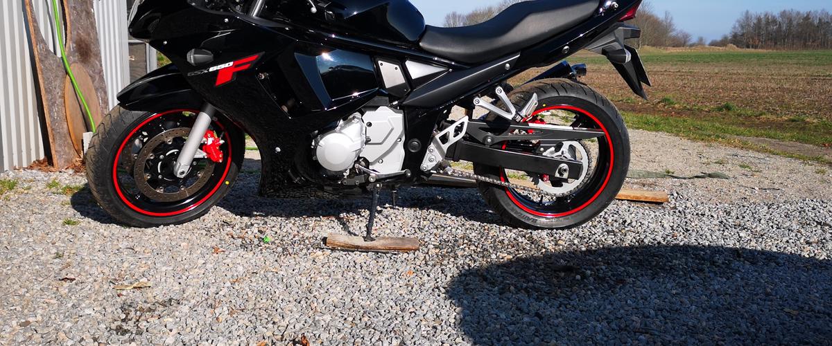 gsx650f tail tidy