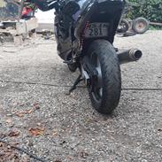 Suzuki gsx 600f