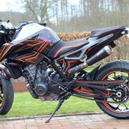 KTM 790 duke