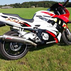 Honda CBR 600 F3 - solgt