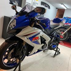 Suzuki GSXR 1000 k8