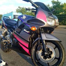 Honda CBR600F2