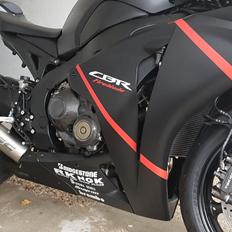 Honda cbr 1000 rr