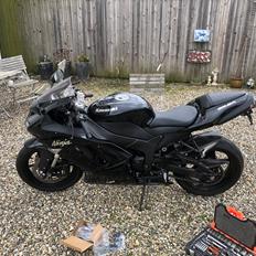 Kawasaki Zx6r the Black 
