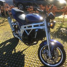 Hyosung Gt 650 . knækket ventil intet lever evigt ha solgt